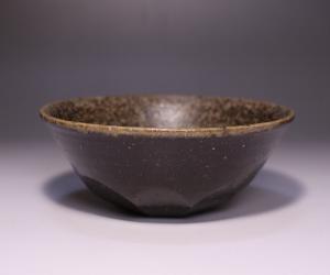 秋谷昌央 作 「黒小鉢」
