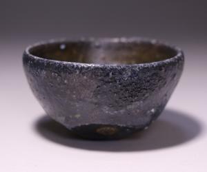 伊勢崎晃一朗 作 「黒盃」