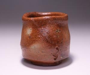 隠崎隆一 作 「備前酒呑」