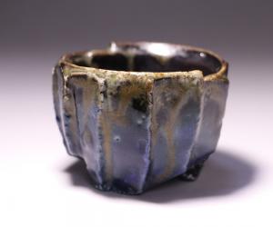 馬場隆志 作 「備前窯変蒼ぐい呑」
