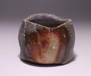 近藤正彦 作 「備前酒呑」