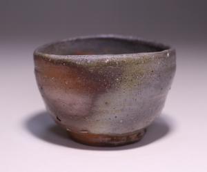 陶工房 斿 (金重 周作) 作 「伊部酒呑」