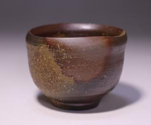 吉本 正 作 「備前酒杯」