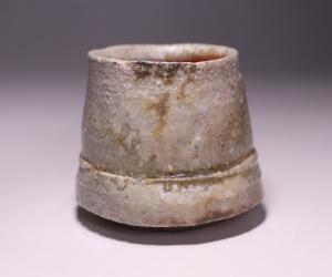 大岩智之 作 「紅酒呑」