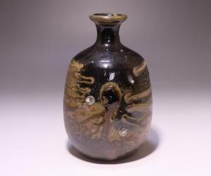 伊勢崎 淳 作 「備前黒徳利」