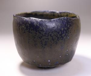 後関裕士 作 「蒼変黒茶碗」