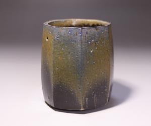 秋谷昌央 作 「黒湯呑」