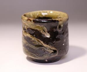 伊勢崎 淳 作 「備前黒酒呑」