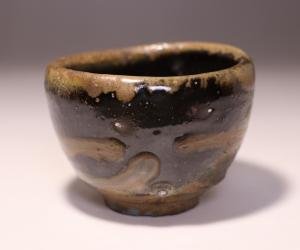 伊勢崎 淳 作 「備前黒酒呑」