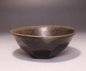 秋谷昌央 作 「黒飯碗」
