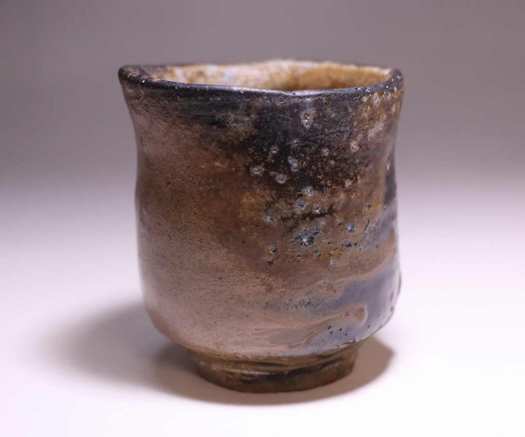 伊勢崎 淳作 「備前黒酒呑」