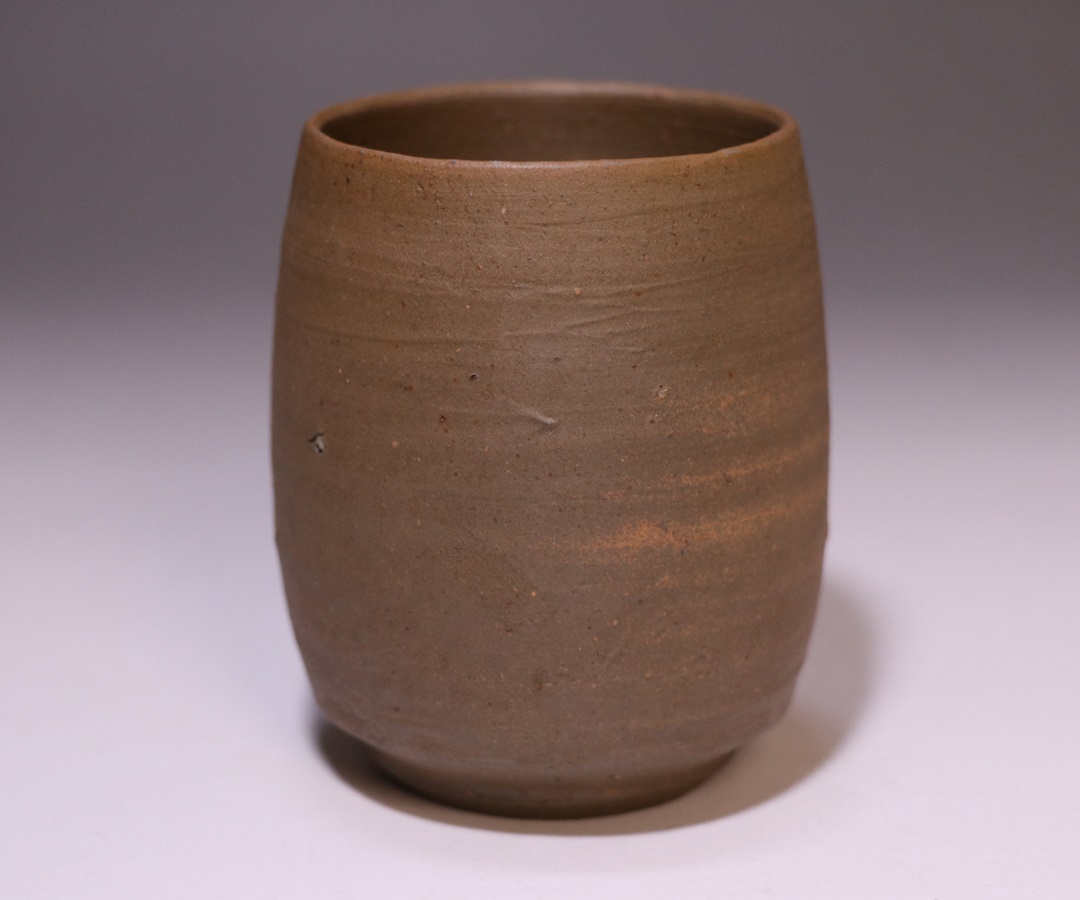 金重有邦作 「伊部湯呑」