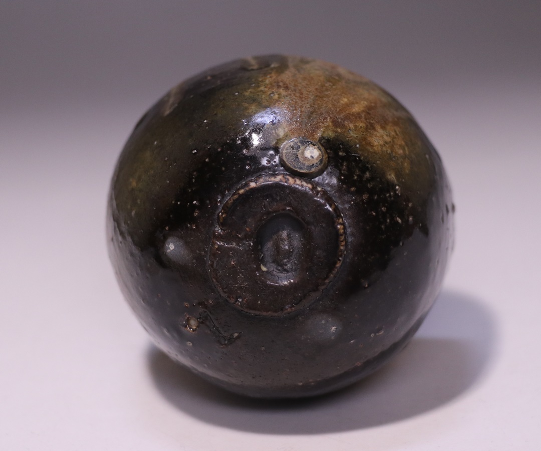 伊勢崎晃一朗作 「黒酒呑」