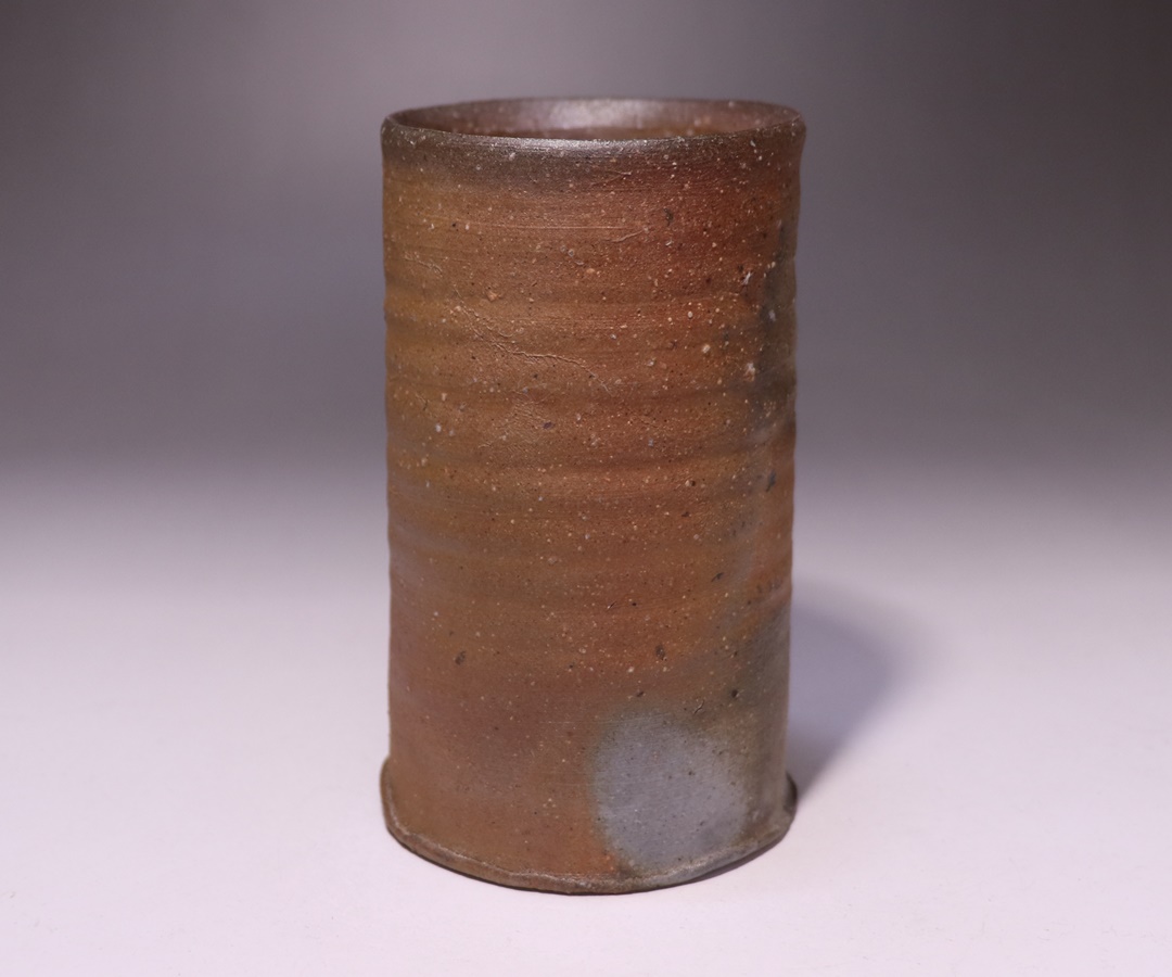 中村六郎作 「備前麦酒呑」