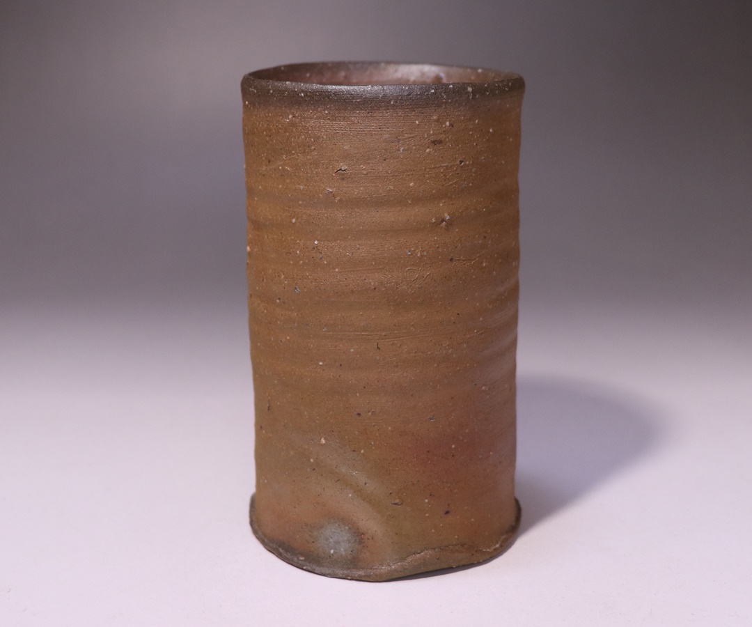 中村六郎作 「備前麦酒呑」