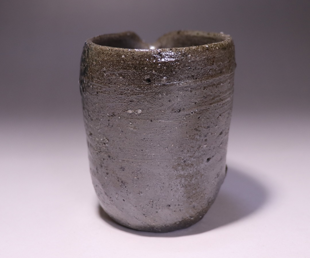 高力芳照作 「備前引出片口」