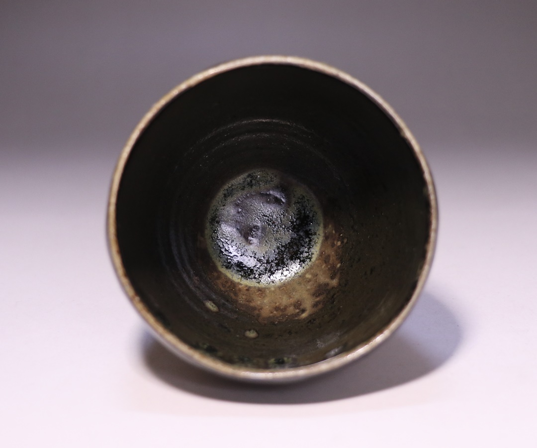 馬場隆志作 「備前黒湯呑（左馬）」