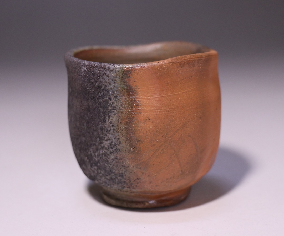 伊勢崎 満作 「伊部ぐい呑」