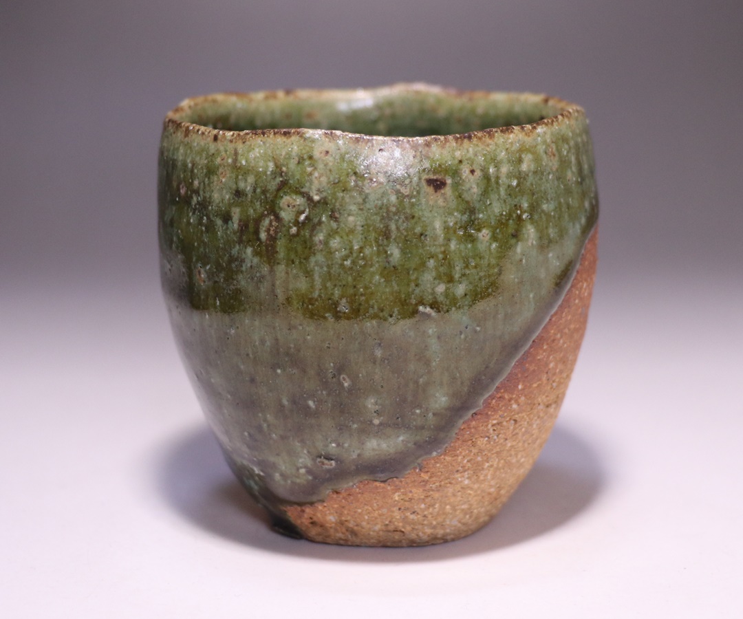 馬場隆志作 「織部湯呑（左馬）」