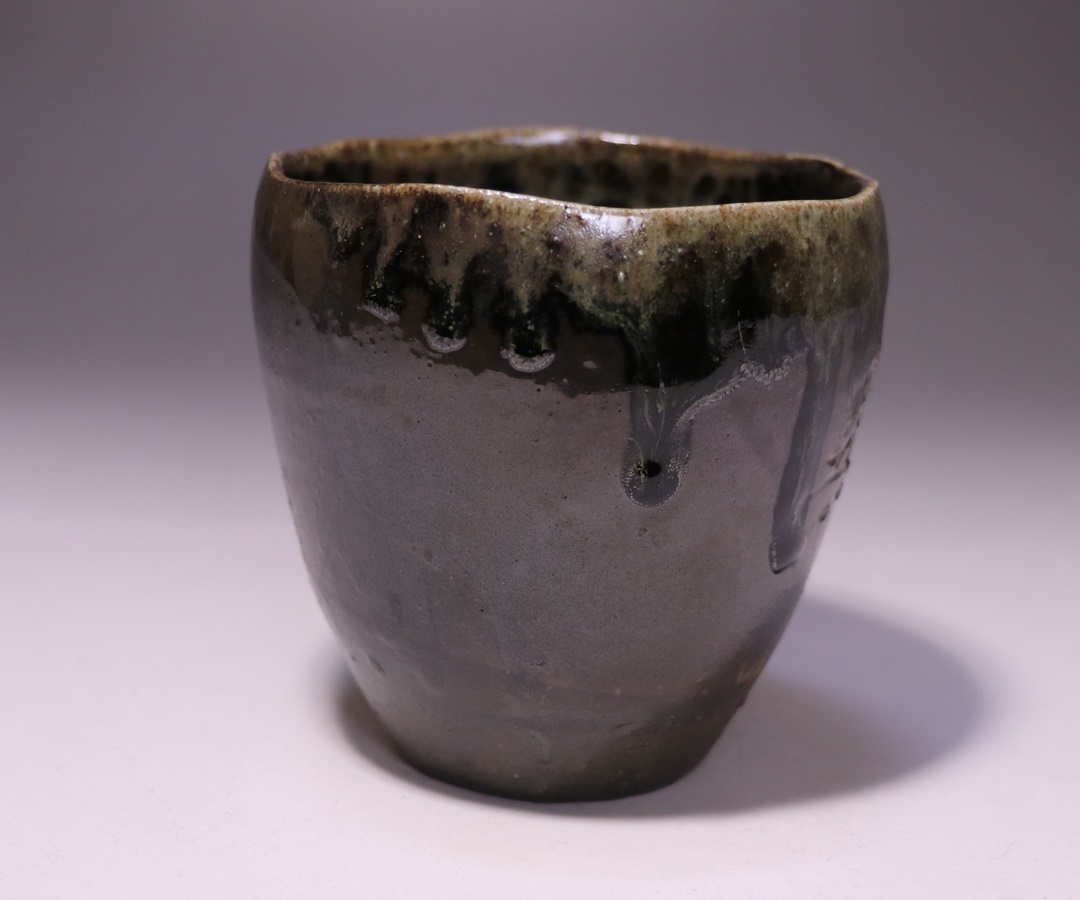 馬場隆志 作 「黒備前湯呑（左馬）」 ～備前焼専門卸小売店 川口陶楽苑～